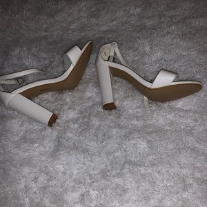 Woman heeled sandals 👡 ankle strap
